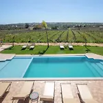 Al Karob Yoga Boutique Frühstückspension 4*