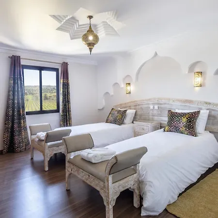 Bed and Breakfast Al Karob Yoga Boutique Guia (Faro)