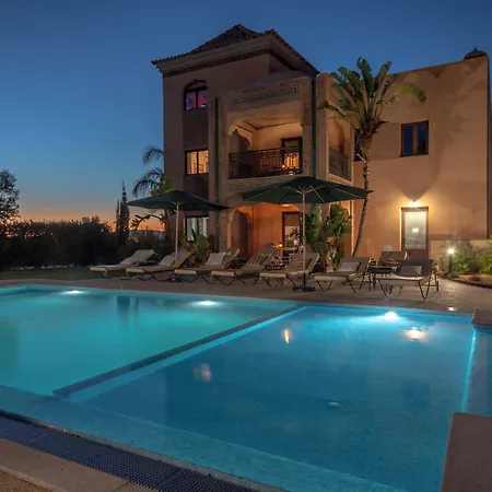 Al Karob Yoga Boutique Bed and breakfast Guia (Faro)