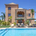 Al Karob Yoga Boutique Bed & Breakfast