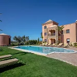Al Karob Yoga Boutique Bed & Breakfast